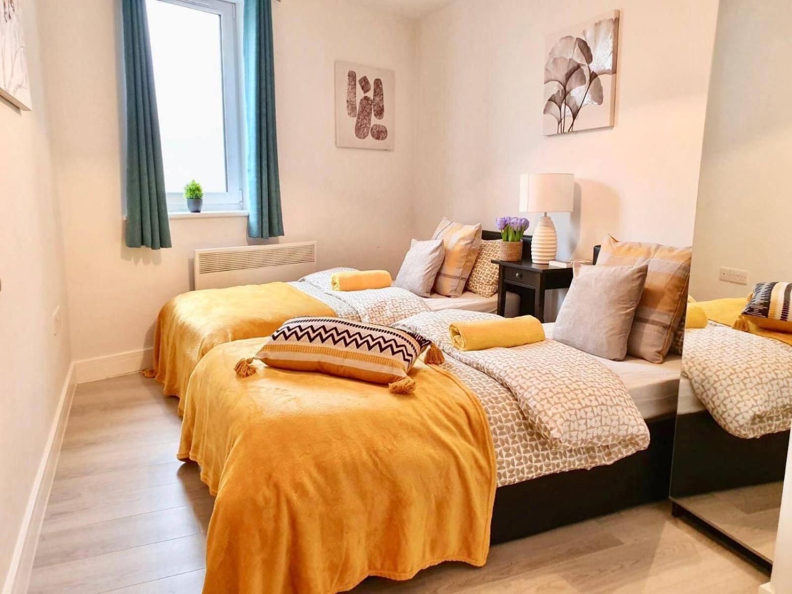 شقة Opp Liverpool - Perfect For Contractors And Travellers, Big Savings Booking 4 Nights Or More! الغرفة الصورة