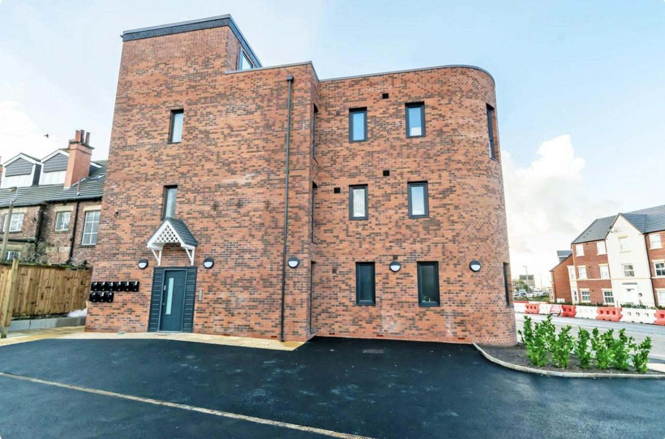 شقة Opp Liverpool - Perfect For Contractors And Travellers, Big Savings Booking 4 Nights Or More! المظهر الخارجي الصورة