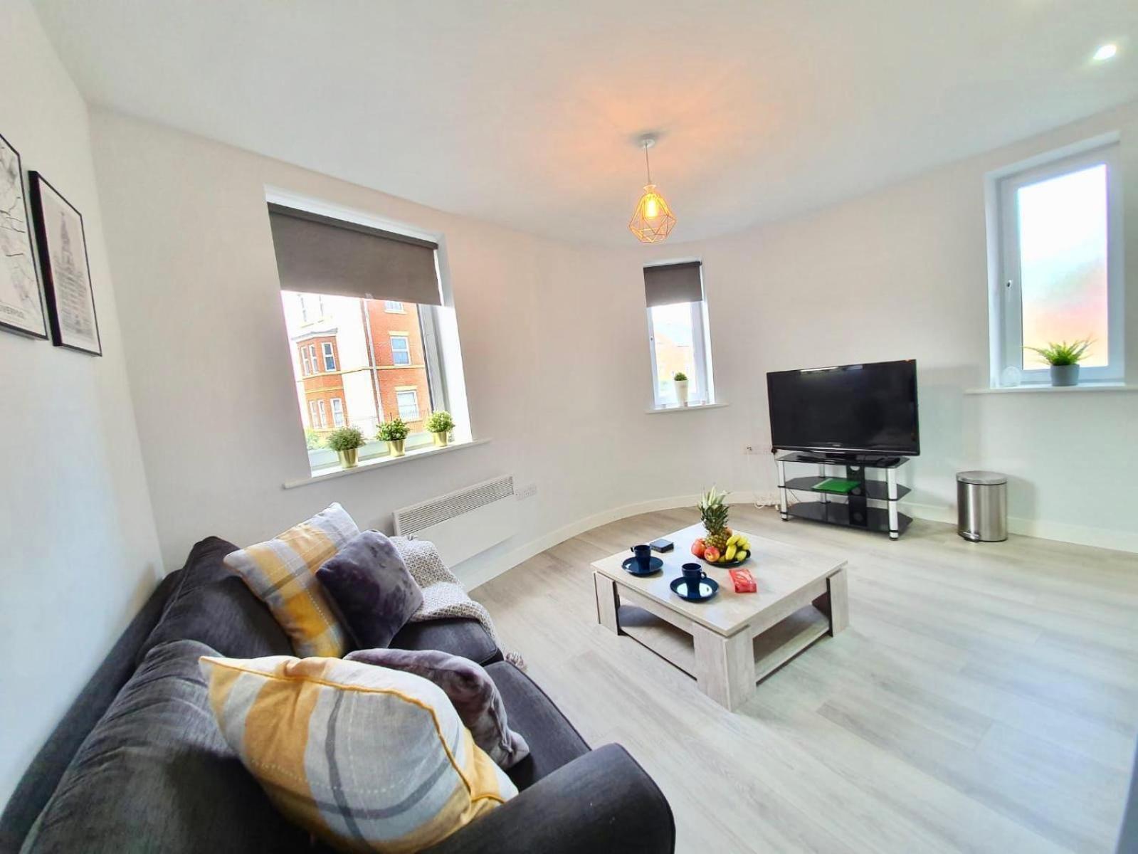 شقة Opp Liverpool - Perfect For Contractors And Travellers, Big Savings Booking 4 Nights Or More! الغرفة الصورة