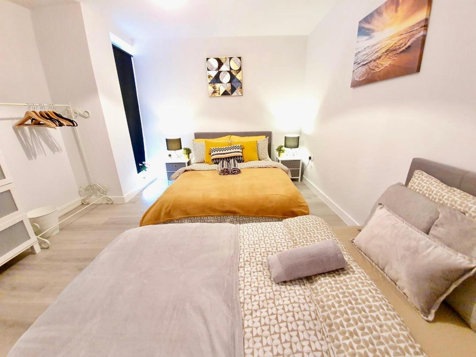 شقة Opp Liverpool - Perfect For Contractors And Travellers, Big Savings Booking 4 Nights Or More! الغرفة الصورة