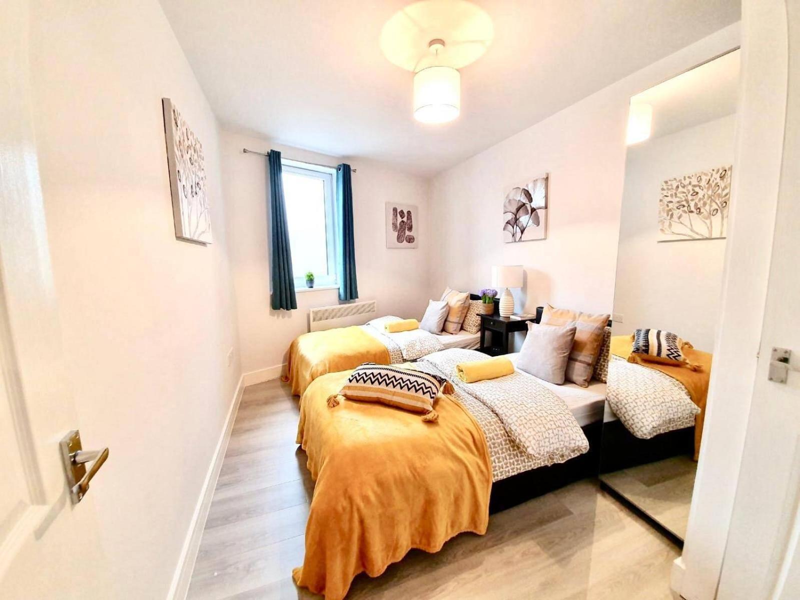 شقة Opp Liverpool - Perfect For Contractors And Travellers, Big Savings Booking 4 Nights Or More! الغرفة الصورة