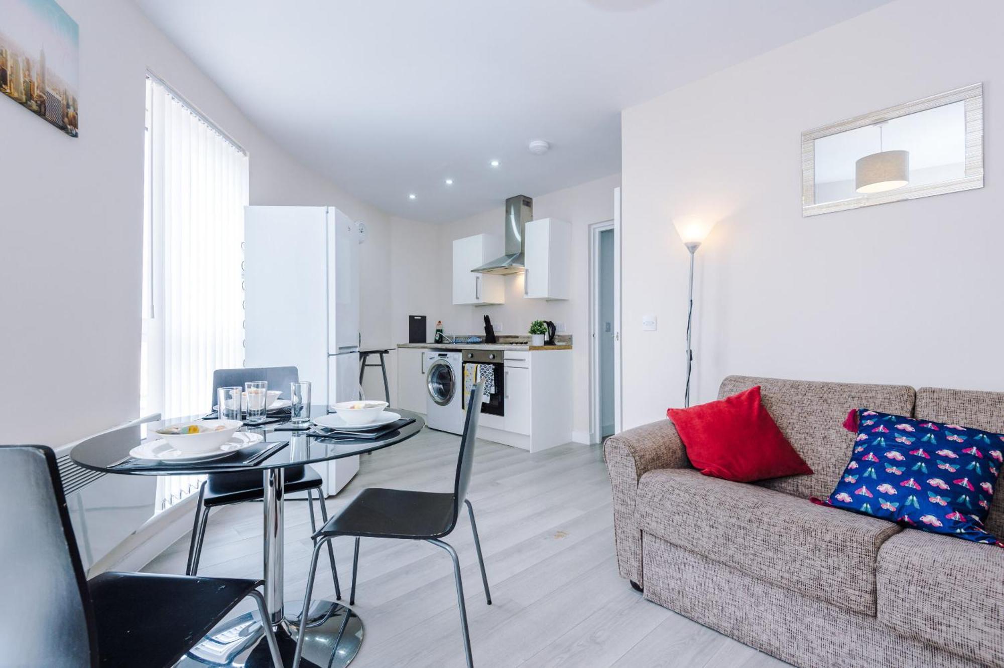 شقة Opp Liverpool - Perfect For Contractors And Travellers, Big Savings Booking 4 Nights Or More! الغرفة الصورة